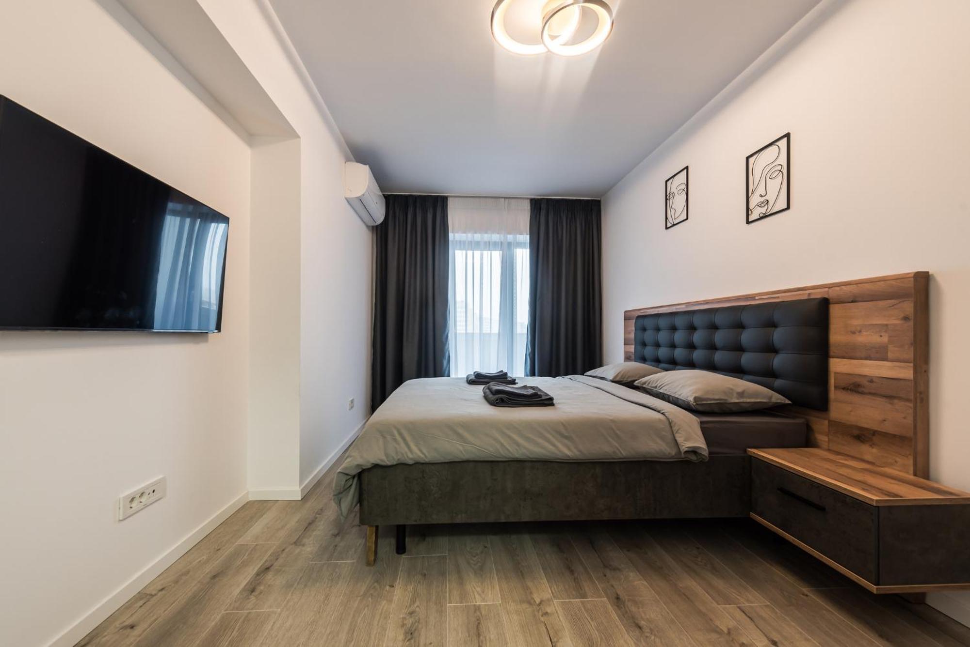 Vanda - Park-View Apartment With Private Balcony Бухарест Екстер'єр фото